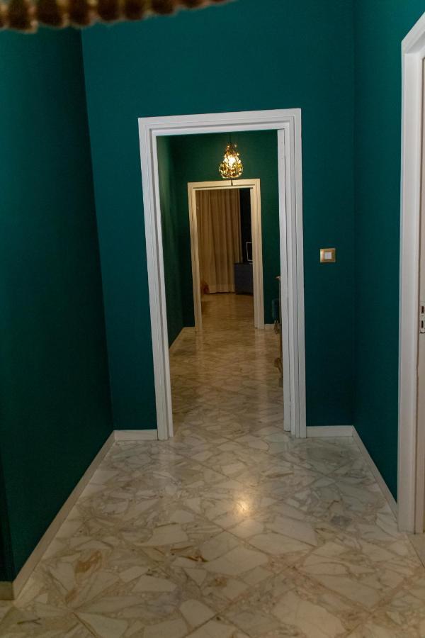 Interno 9 Hotel Bari Exterior photo